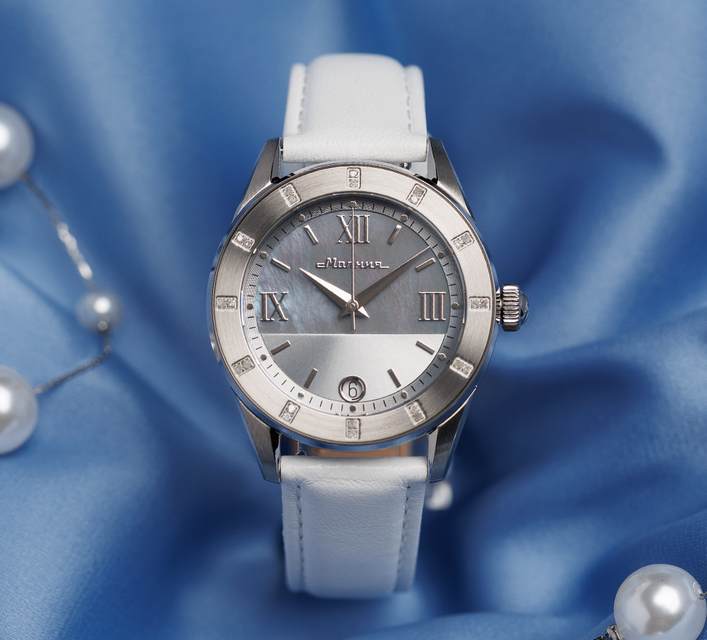 Pearl 715 36 mm 石英机芯