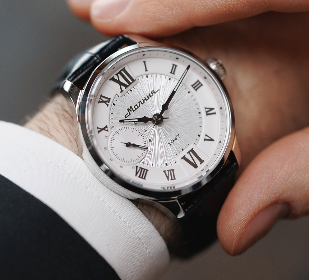 Akinak TCB 3603 41 mm manual winding