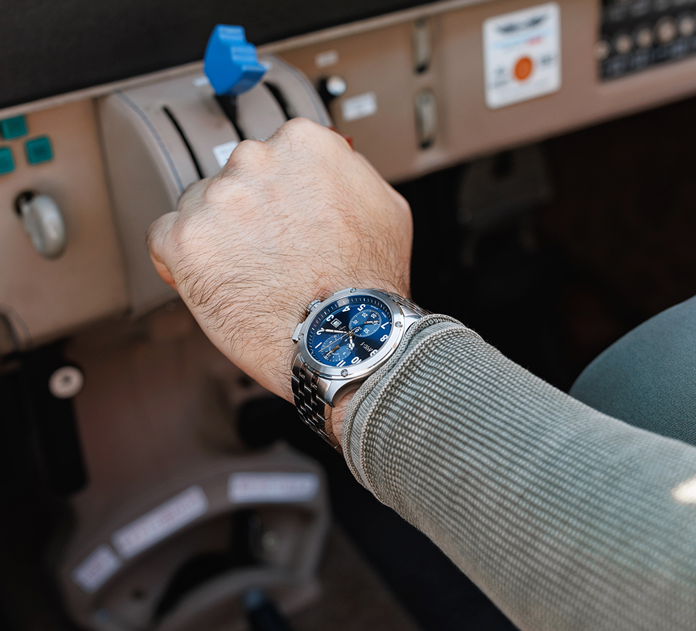 AChS-1 3520.D 44 mm quartz chronograph blue matt