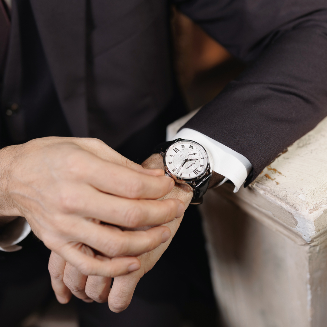 Colección clásica de relojes de pulsera masculinos «Akinak»